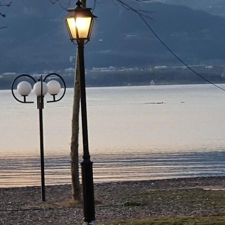 Nafpaktos Seaside Apartment Exterior photo